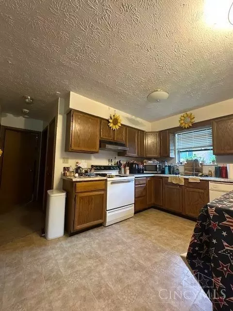 2470 Trinity, Middletown, OH 45044 photo 17