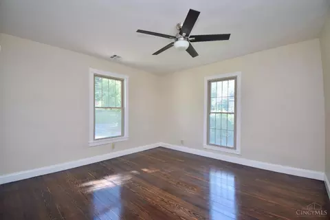 Bedroom - 3651 Hillside Ave, Cincinnati, OH 45204 photo 4 of 9