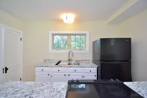 Kitchen - 3651 Hillside Ave, Cincinnati, OH 45204 photo 3 of 7