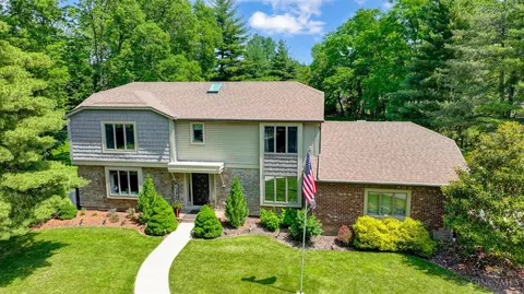 5548 Foley Rd, Cincinnati, OH 45238