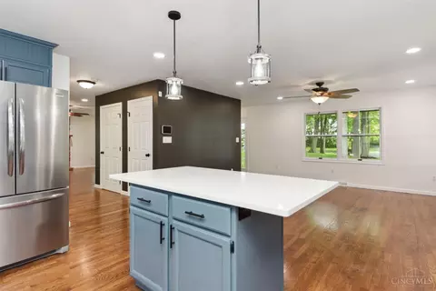 Kitchen - 6275 Mcmullen Rd, Lynchburg, OH 45142 photo 5 of 6