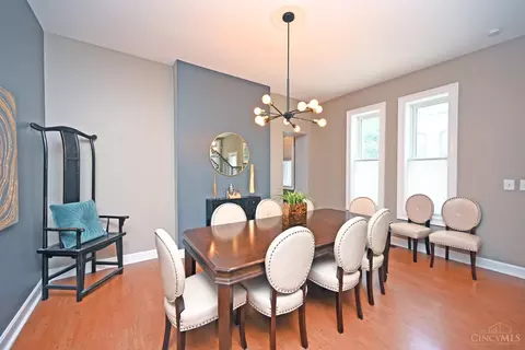 Dining - 932 Morris St, Cincinnati, OH 45206 photo 2 of 3