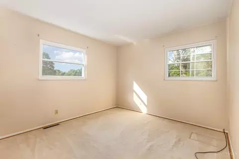 Bedroom - 1677 Hilltree Dr, Cincinnati, OH 45255 photo 1 of 9