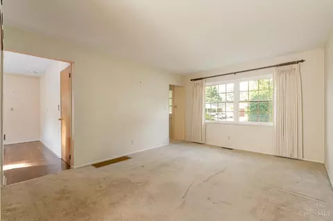 Living - 1677 Hilltree Dr, Cincinnati, OH 45255 photo 9 of 9