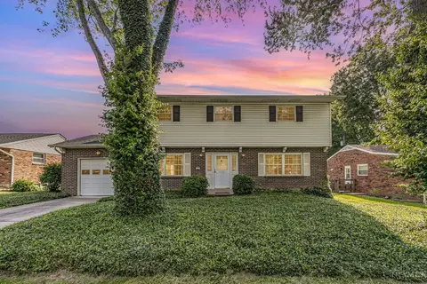 1677 Hilltree Dr, Cincinnati, OH 45255