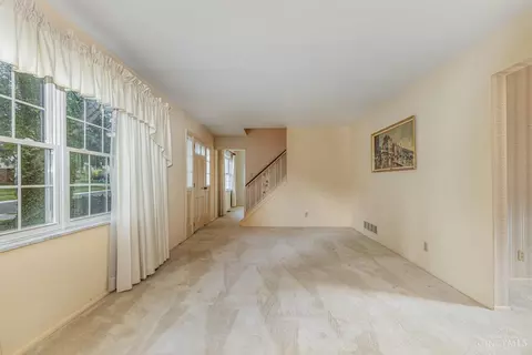 Living - 1677 Hilltree Dr, Cincinnati, OH 45255 photo 2 of 9