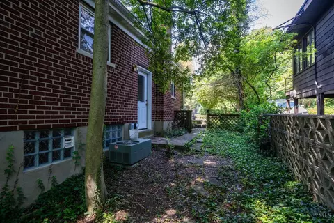 Exterior - 1324 Custer Ave, Cincinnati, OH 45298 photo 8 of 13