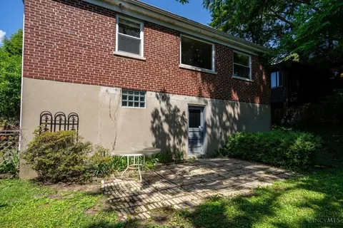 Exterior - 1324 Custer Ave, Cincinnati, OH 45298 photo 11 of 13
