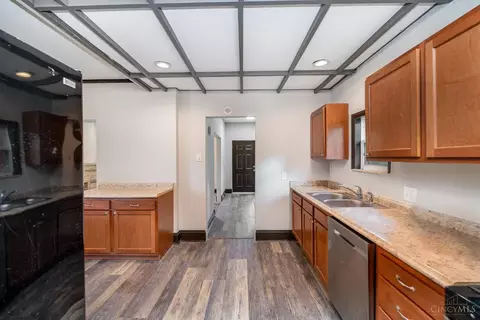967 Kirbert Ave, Cincinnati, OH 45205 photo 9