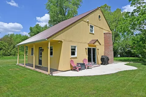 108 Fourth St, Seaman, OH 45679
