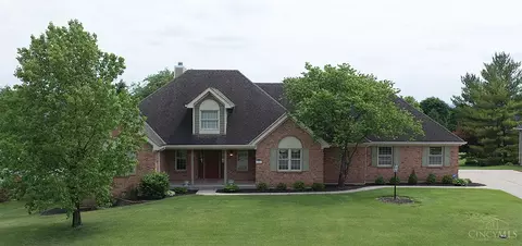 5227 Senour Dr, West Chester, OH 45069