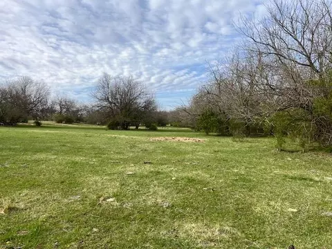 23 Oxford Middletown Rd, Wayne Twp, OH 45064