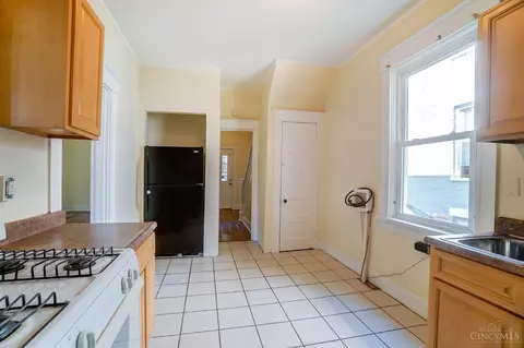 244 Helen St, Cincinnati, OH 45219 photo 16
