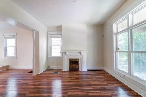244 Helen St, Cincinnati, OH 45219 photo 5