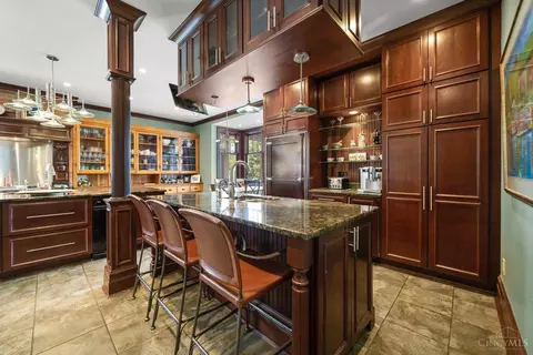 Kitchen - 1945 Madison Rd, Cincinnati, OH 45206 photo 1 of 9