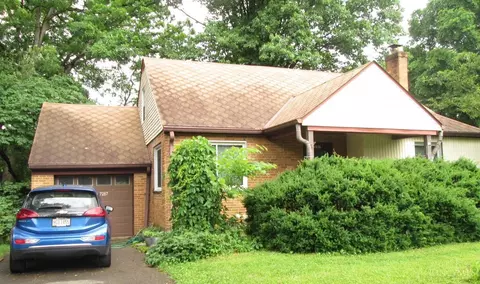 7287 Thomas Dr, Madeira, OH 45243