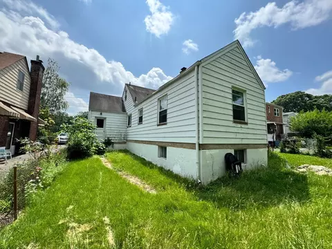 Exterior - 270 Caldwell Dr, Cincinnati, OH 45216 photo 8 of 8