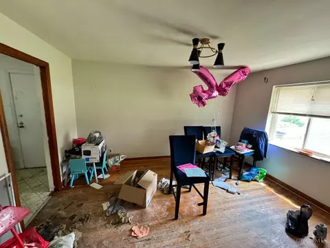 Living - 270 Caldwell Dr, Cincinnati, OH 45216 photo 4 of 4