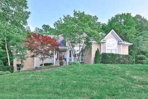 5756 Brookstone Dr, Anderson Twp, OH 45230