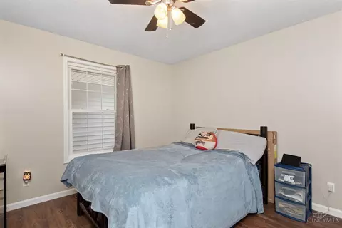 Bedroom - 110 Douglas Cir, Georgetown, OH 45121 photo 3 of 4