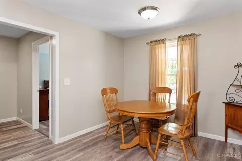 Dining - 110 Douglas Cir, Georgetown, OH 45121 photo 1 of 2