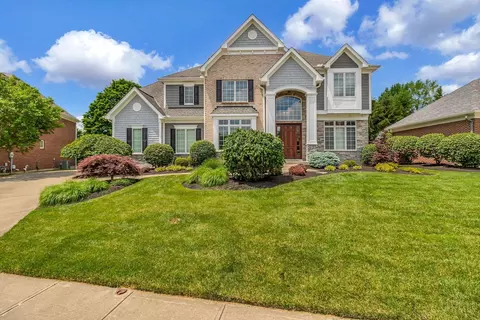 1449 Grand Oaks Dr, Cincinnati, OH 45255
