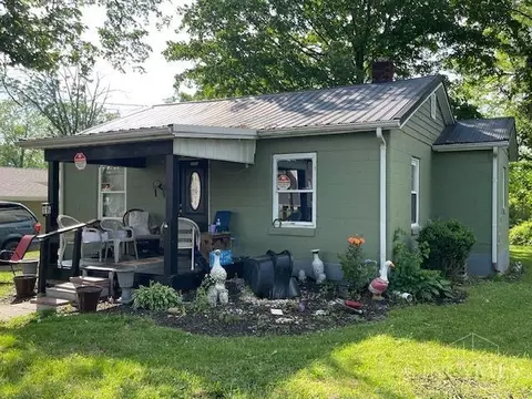 116 Fancy St, Blanchester, OH 45107