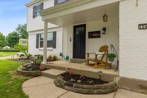 1047 Glendale Dr, Batavia, OH 45103