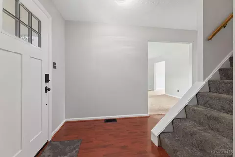 Entry Way - 1047 Glendale Dr, Batavia, OH 45103 photo 1 of 1