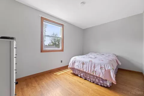 Bedroom - 1047 Glendale Dr, Batavia, OH 45103 photo 5 of 5