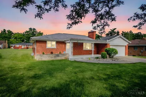 5461 Songbird Dr, Cincinnati, OH 45239