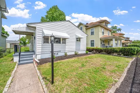 715 Tenth Ave, Middletown, OH 45044