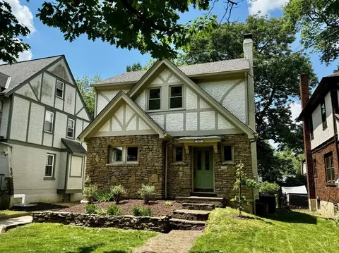 3857 Homewood Rd, Mariemont, OH 45227