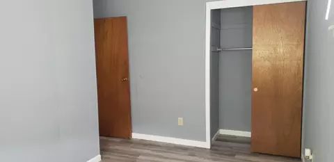 Bedroom - 2005 Teralta Cir, Cincinnati, OH 45211 photo 5 of 6