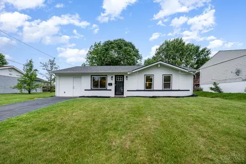 10049 Menominee Dr, Colerain Twp, OH 45251