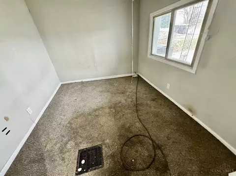 Bedroom - 955 Lindy Ave, Lincoln Heights, OH 45215 photo 1 of 6