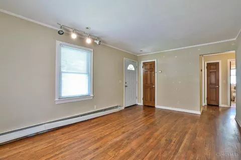 6902 Parkview Dr, Cincinnati, OH 45224 photo 4