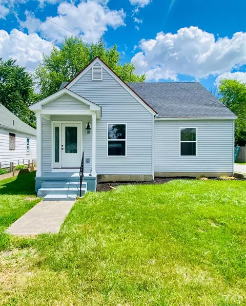 70 Hulse St, Sabina, OH 45169