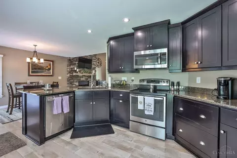 Kitchen - 3750 Trovillo Rd, Morrow, OH 45152 photo 2 of 4