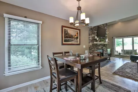 Dining - 3750 Trovillo Rd, Morrow, OH 45152 photo 2 of 4