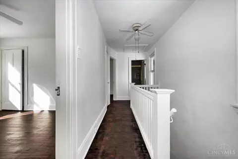 Entry Way - 3857 Vine St, Cincinnati, OH 45217 photo 4 of 4