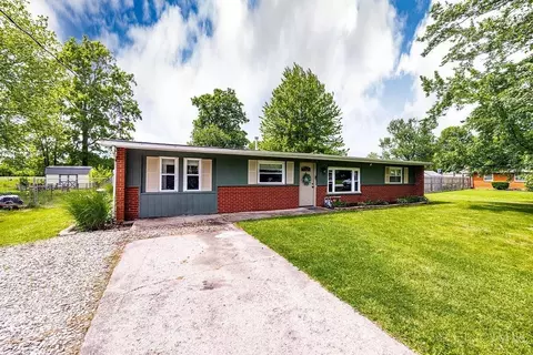 4331 Terrace Dr, Cincinnati, OH 45245