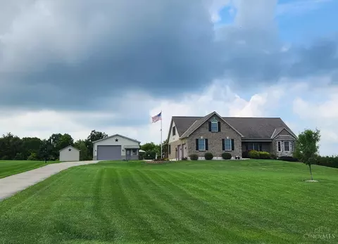 2389 Chelsea Ridge Ct, Okeana, OH 45053