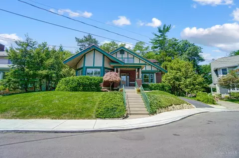 2217 Bedford Ter, Cincinnati, OH 45208