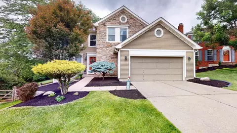 7833 Hollow Oak Ct, West Chester, OH 45069