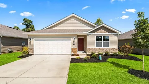 215 River Heights Dr, New Richmond, OH 45157