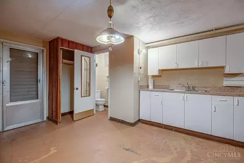 Other - 2922 Ravogli Ave, Cincinnati, OH 45211 photo 6 of 10