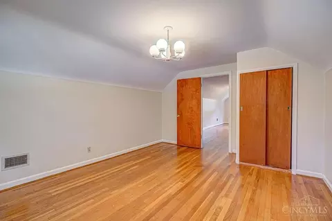 Bedroom - 2922 Ravogli Ave, Cincinnati, OH 45211 photo 11 of 11