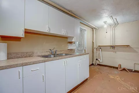 Other - 2922 Ravogli Ave, Cincinnati, OH 45211 photo 7 of 10