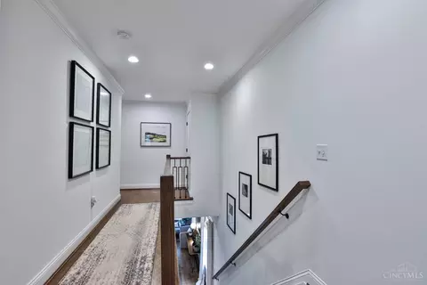Entry Way - 620 Rushton Rd, Cincinnati, OH 45226 photo 5 of 7